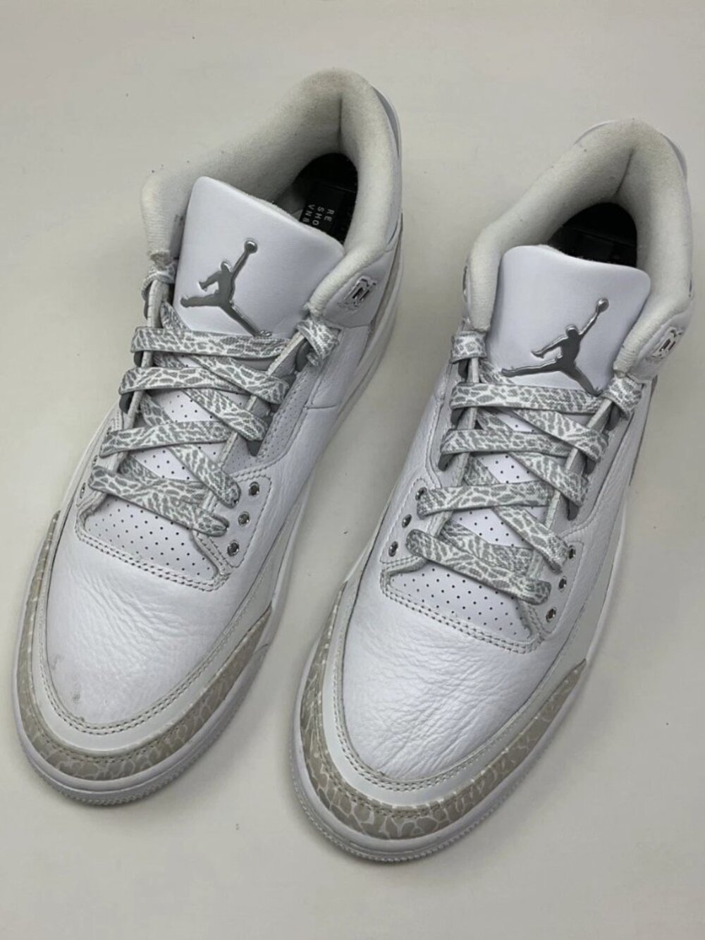 Air Jordan 3 Retro Pure Money Mens Size 9 White/Silver Sneakers CT8532-111